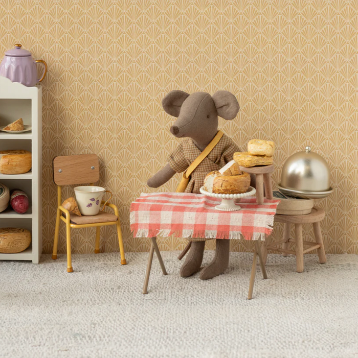 Dolls + Stuffies + Figurines