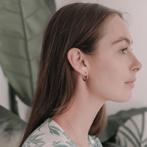 Dotted Crystal Hoops Gold