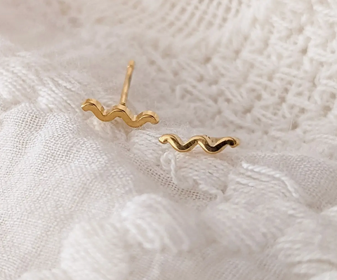 Beach Waves - stud earring  Gold plated