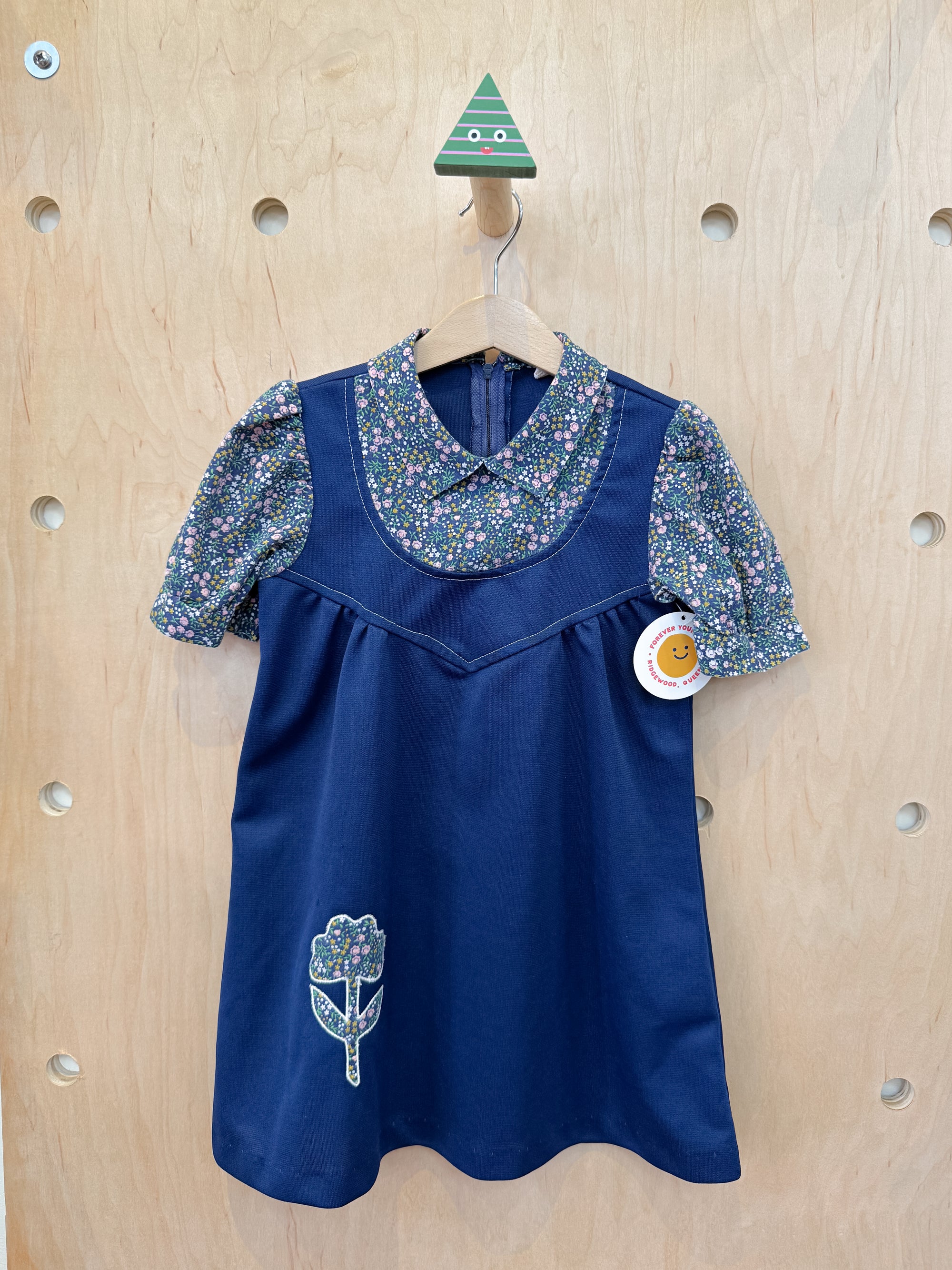 (pre-worn) vintage floral applique dress 4T