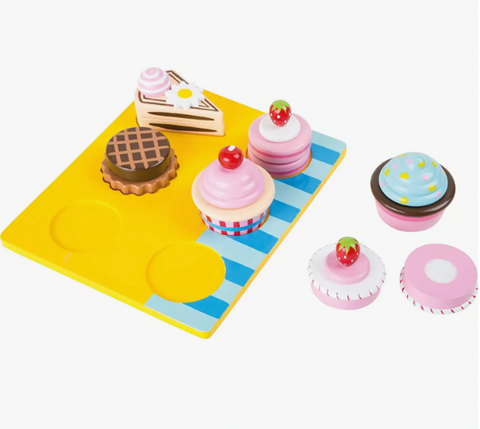 Small Foot Cupcakes and Cakes Playset