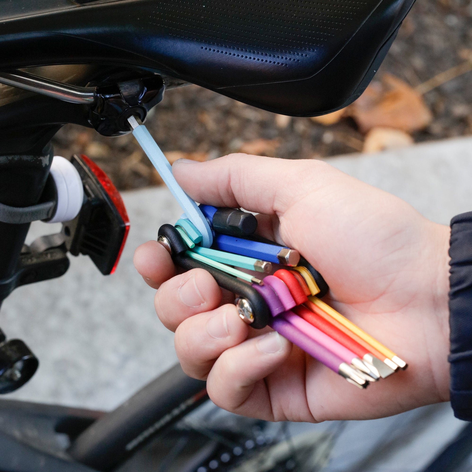 Rainbow Multi-Tool Set - Stay Forever