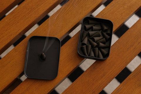 dilo Elsewhere Collection Incense Cones