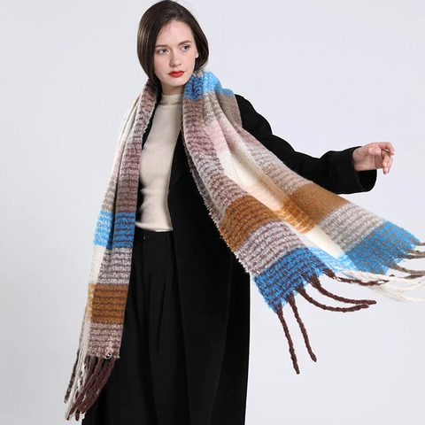 Fuzzy Check Blanket Scarf