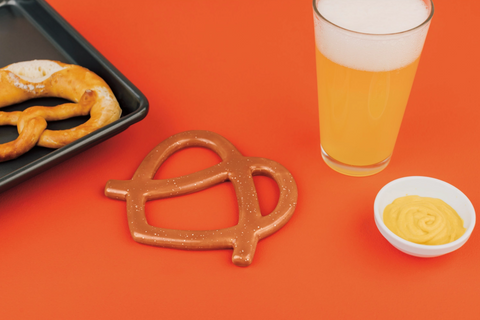 Pretzel Trivet