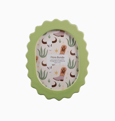5 X 7 Green Oval Scallop Edge Ceramic Frame