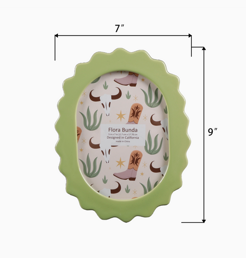 5 X 7 Green Oval Scallop Edge Ceramic Frame