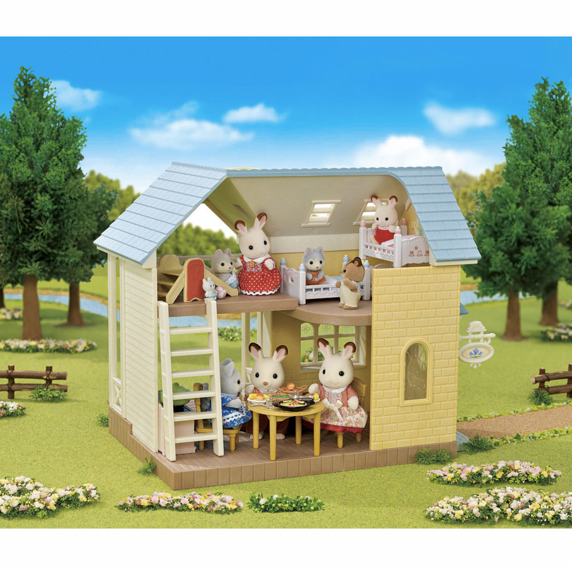 Calico Critters Bluebell Cottage Gift Set