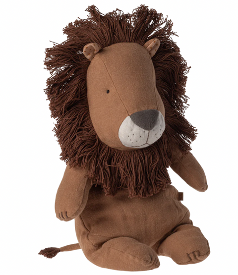 Safari friends, Lion, Medium