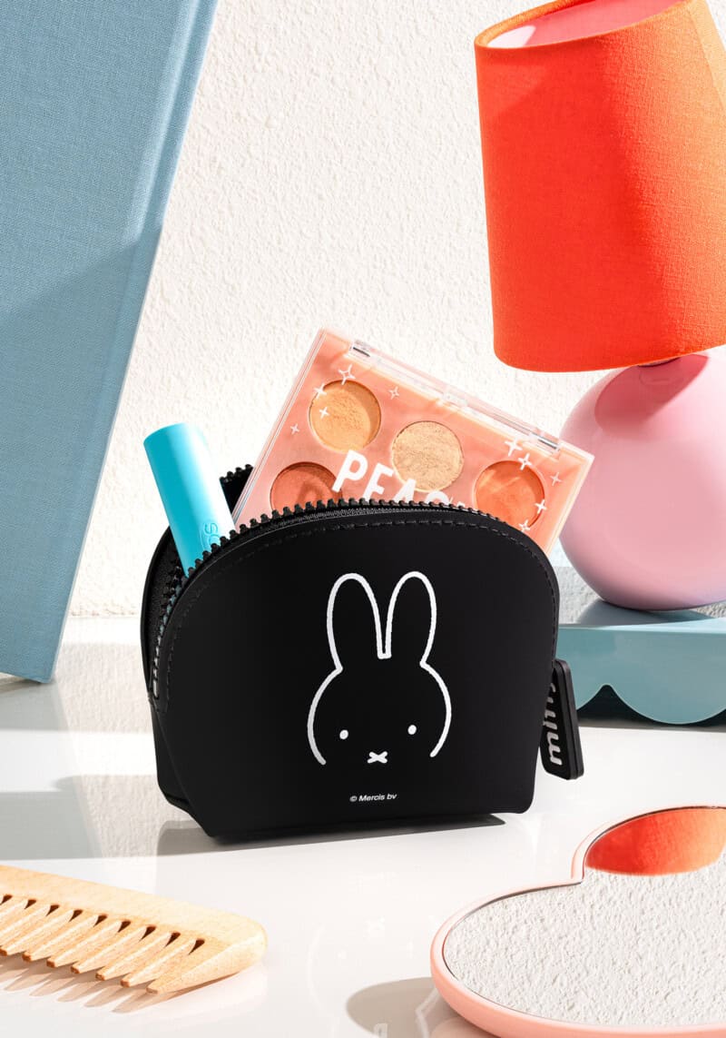 Miffy Oval Dick Bruna (Black)