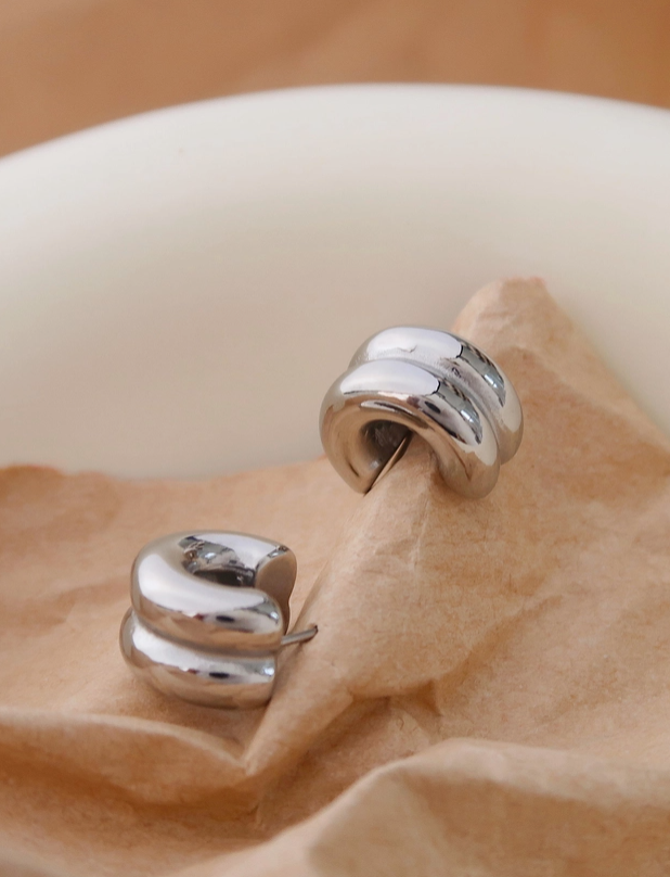 Emma Non-Tarnish Double C-Hoop Earring Silver