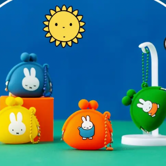 Miffy Mini Silicone Snap Pouch