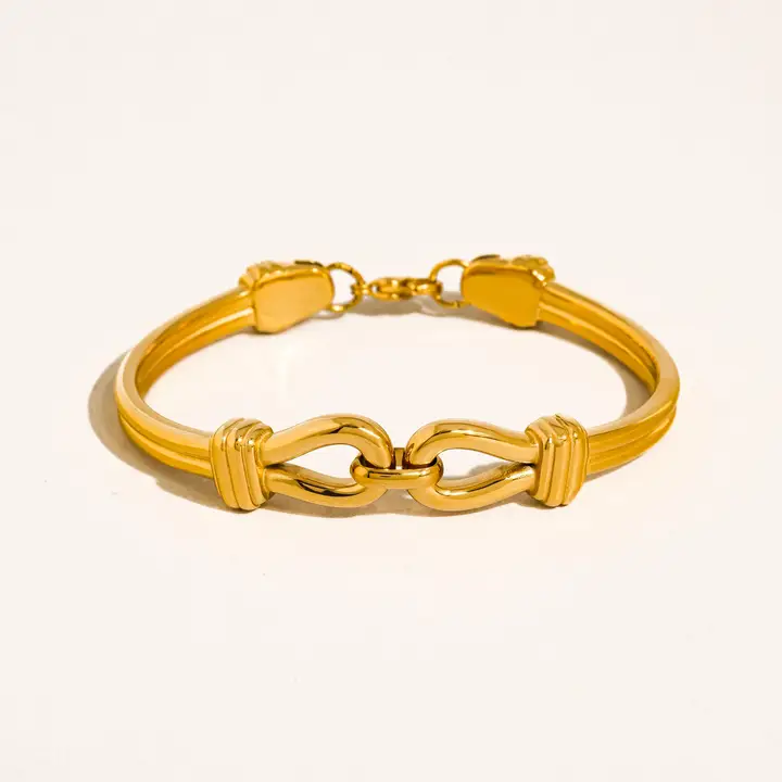 Deloise Knot Link Bracelet
