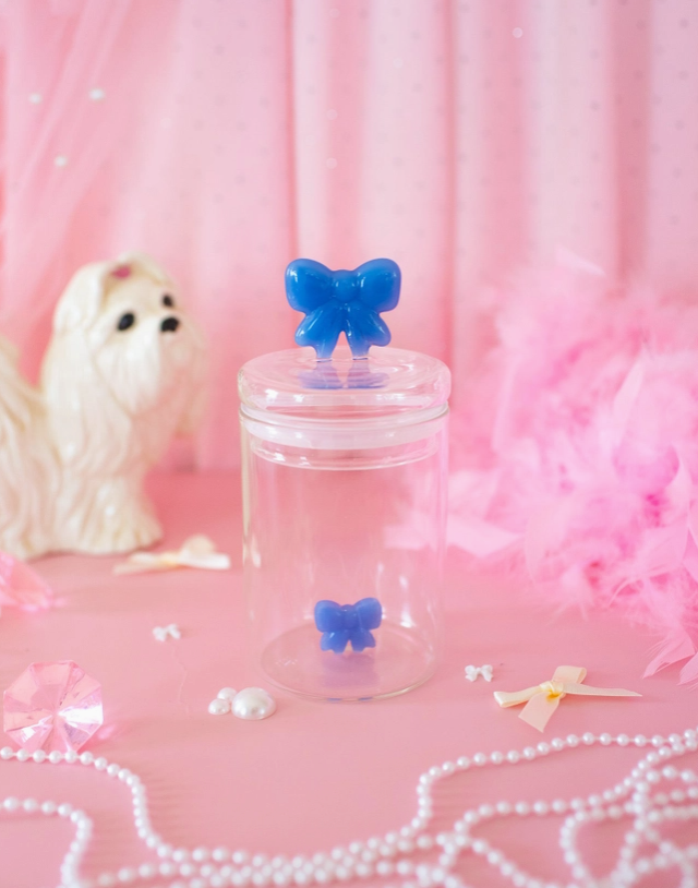 Bow Jar