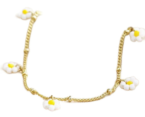 Beaded Daisy Satellite Chain Necklace in Gold