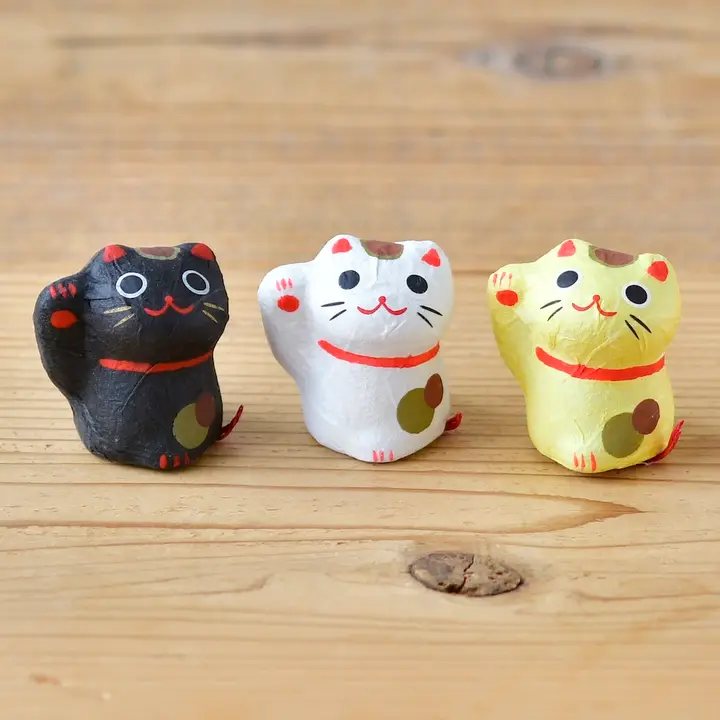 Flowering Fortunes - Beckoning Cat - Assorted Colors - Stay Forever