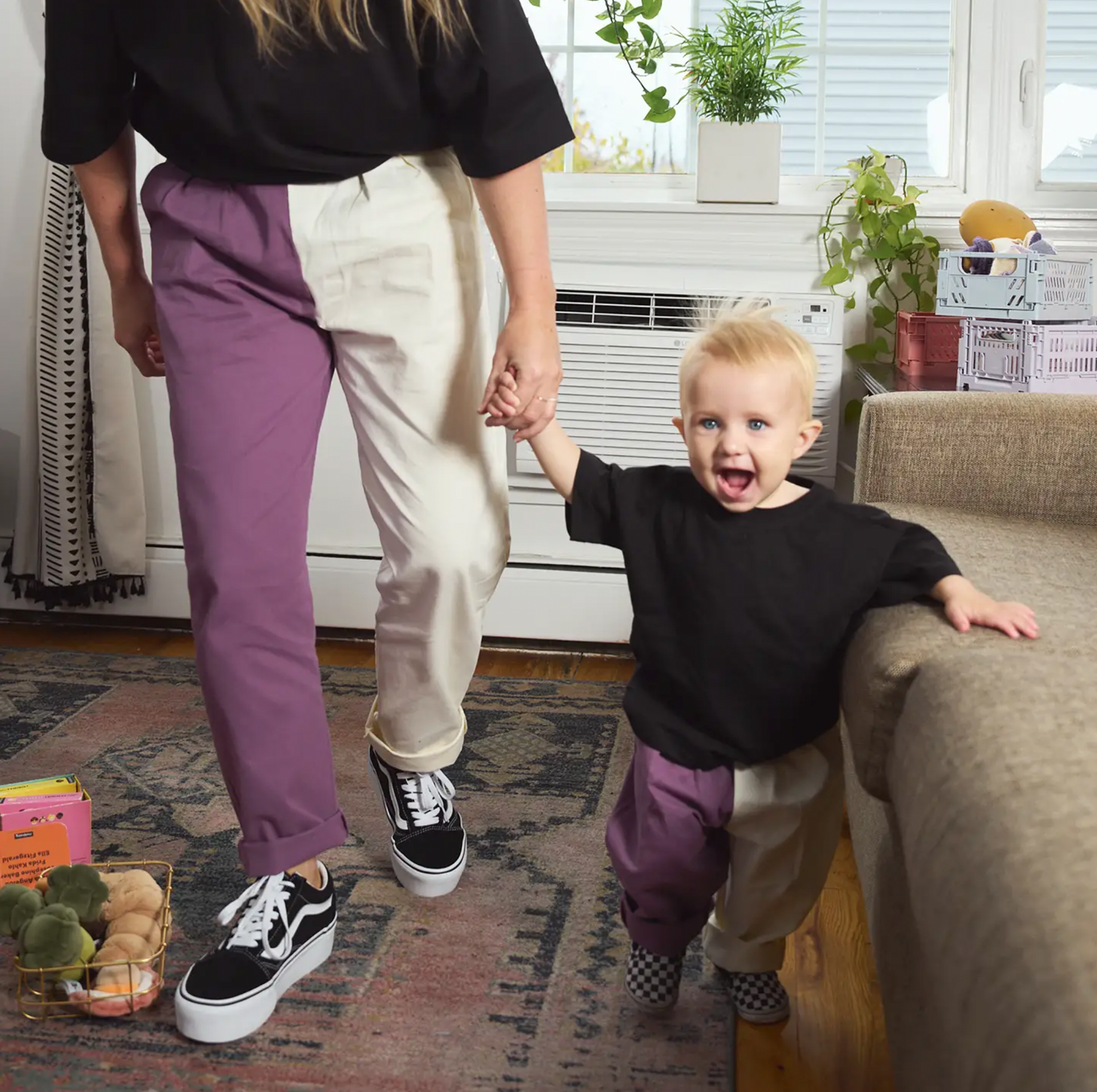 Chill & Stroll – Two-Tone Cotton Pants