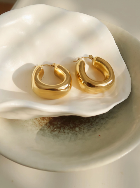 Hunter 18K Gold Non-Tarnish Classic U Hoop Earring Yellow Gold