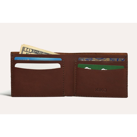 The Classic Twist Leather Wallet