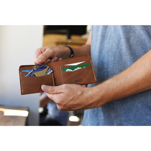 Tan Buck Bifold Leather Wallet