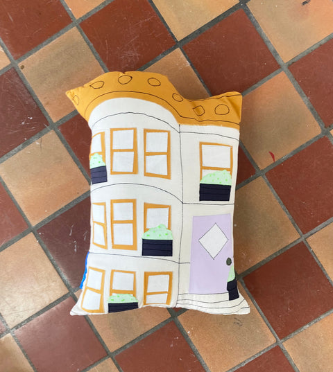 Blinky Row House Cream