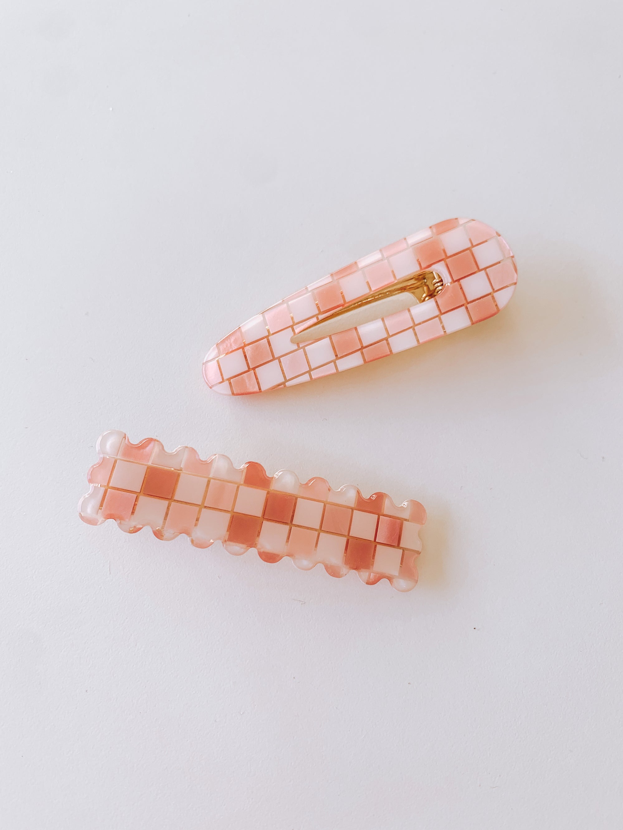 Checkered Acrylic Clips (Set of 2)