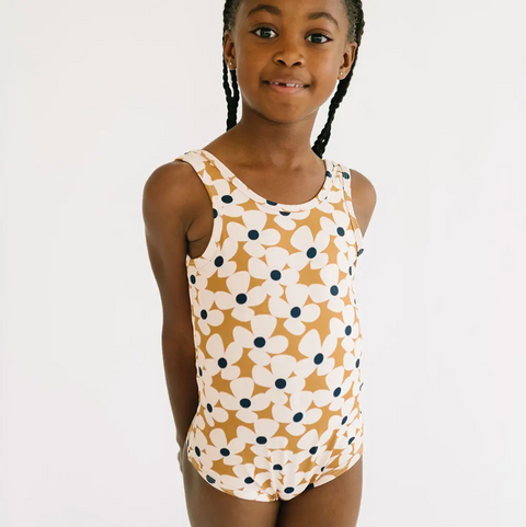 The One Piece in Crowded Petal