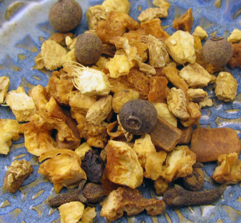 Oliver Pluff & Co. | Wine Spices Wassail - 1 Gallon