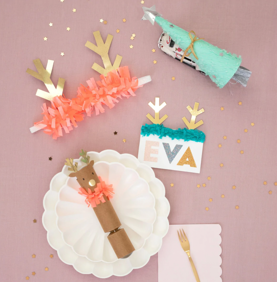 Reindeer Fringe Small Crackers (Set of 6)