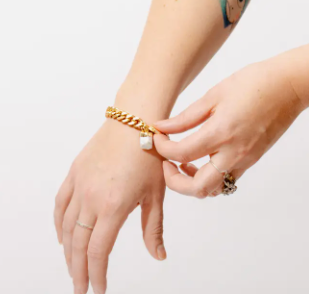 Madame Bracelet