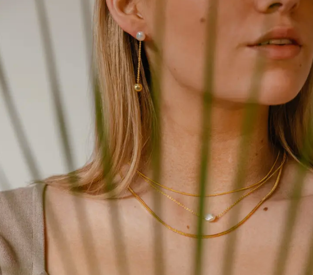 Rover & Kin | Reverse Pearl Earrings