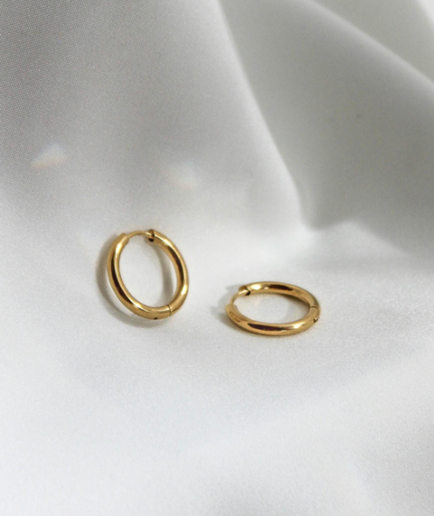 Feather Hoop Earrings Medium (Gold)