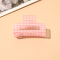 Medium Checkered Claw