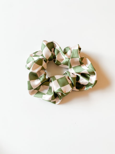 Checkered Scrunchies