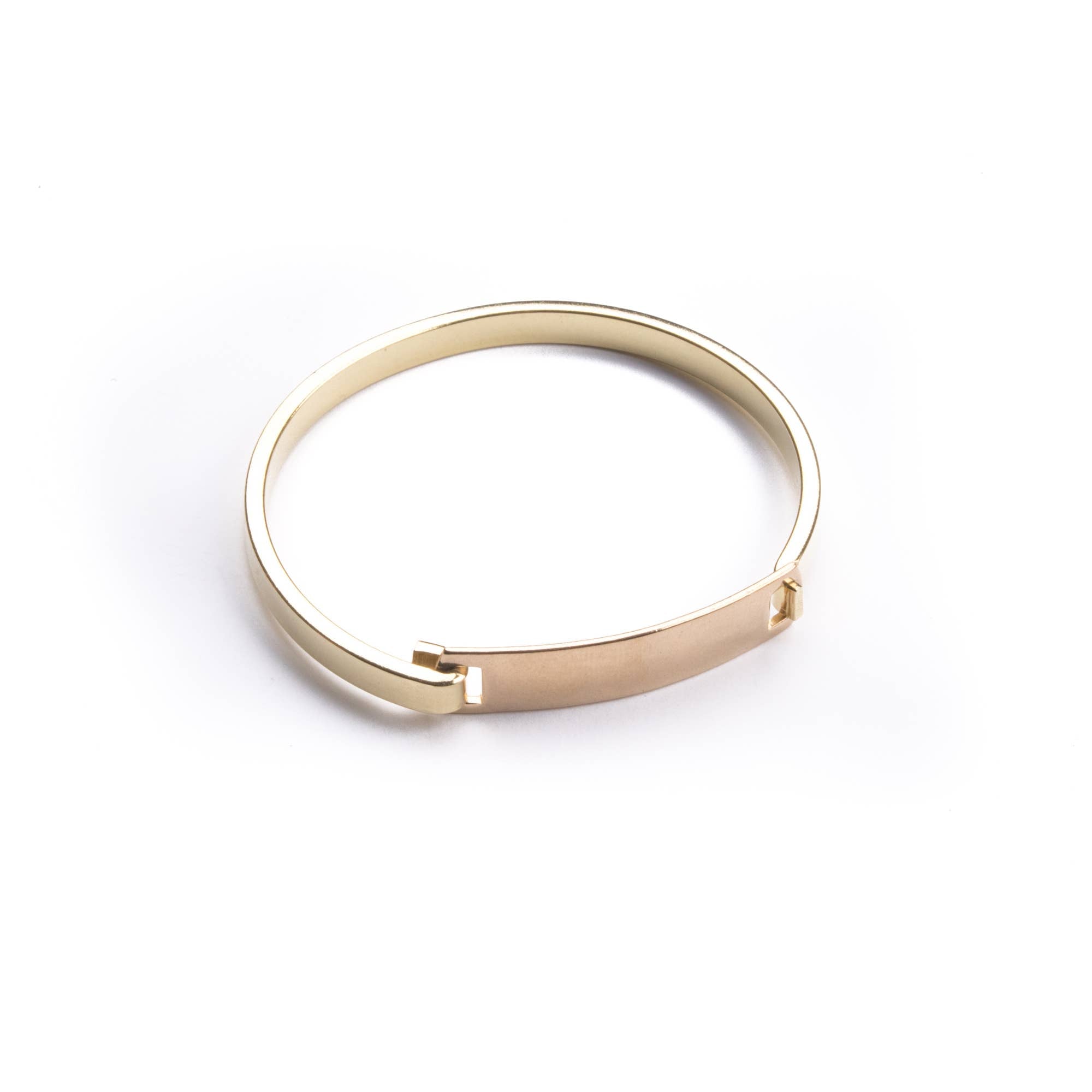 Vintage Basic Latch Bracelet