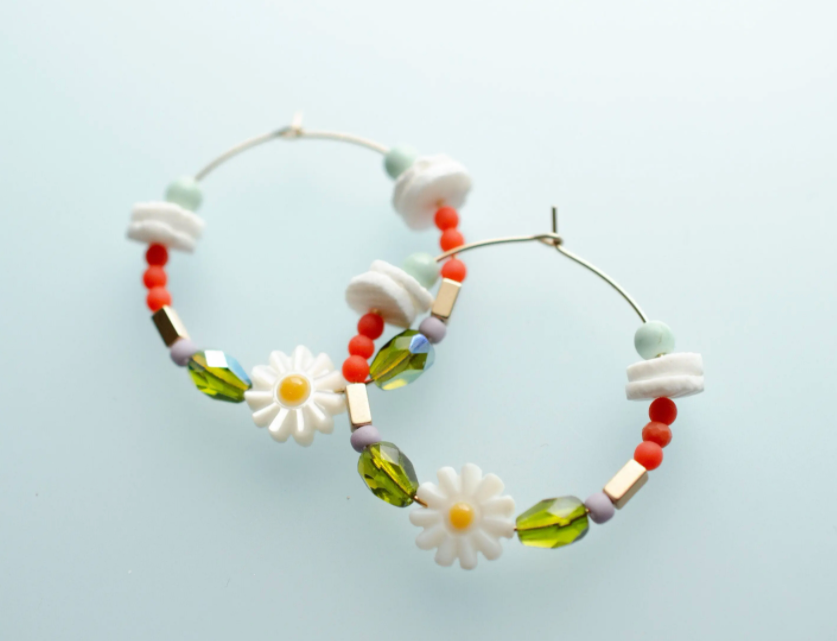 Jill Makes | Daisy Beaded Hoops
