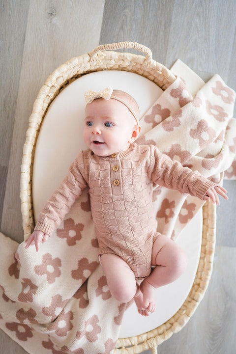 Knit Baby Blanket Mocha Daisy